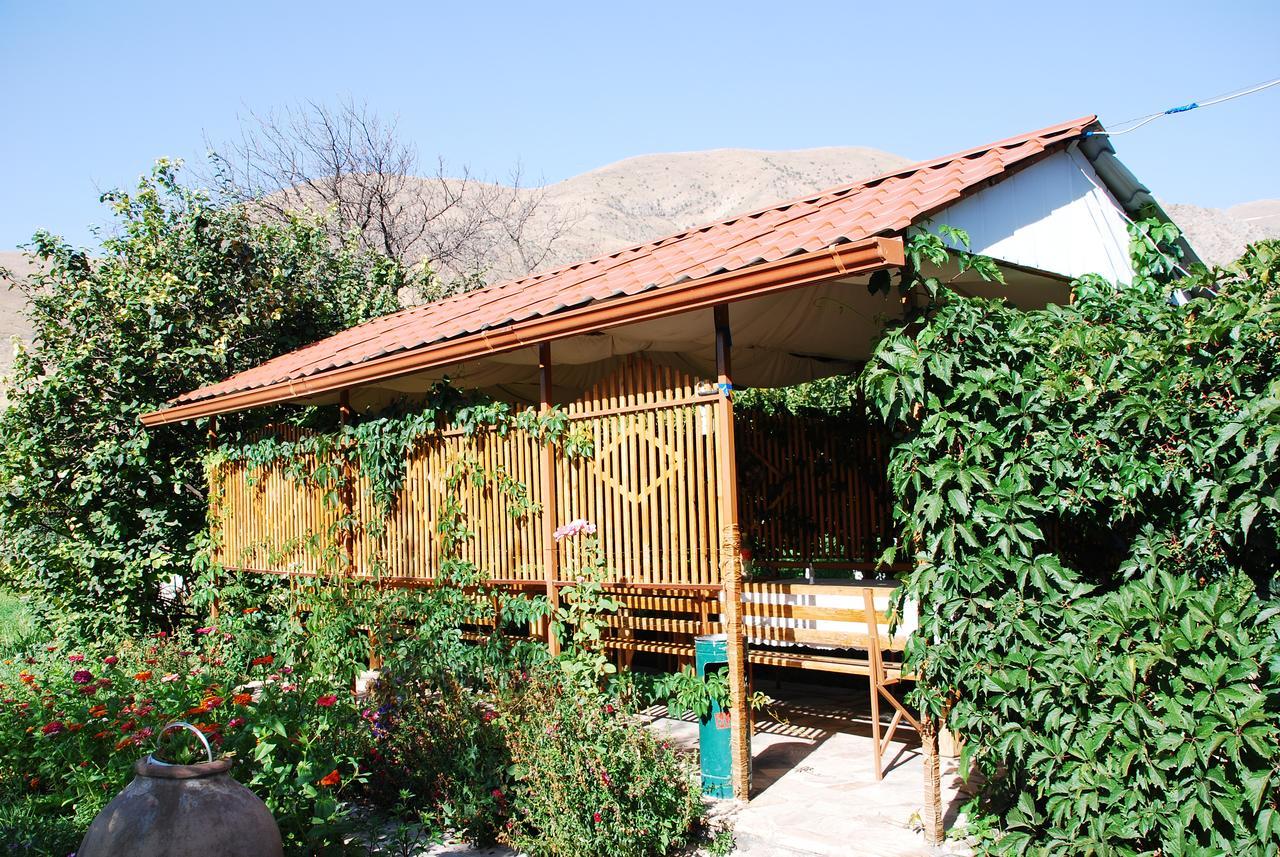 Gayane & Khikar B&B Chʼiva エクステリア 写真